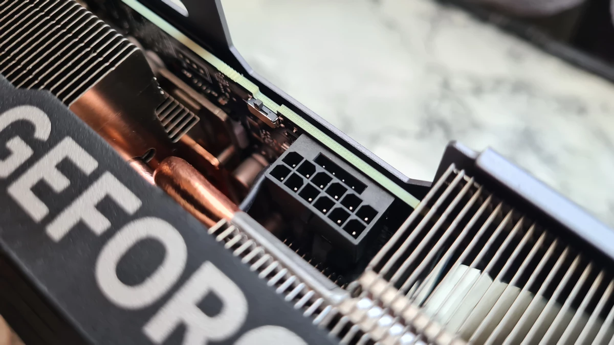 Обзор Gigabyte GeForce RTX 4070 Ti Gaming OC Обзор Gigabyte GeForce RTX 4070 Ti Gaming OC