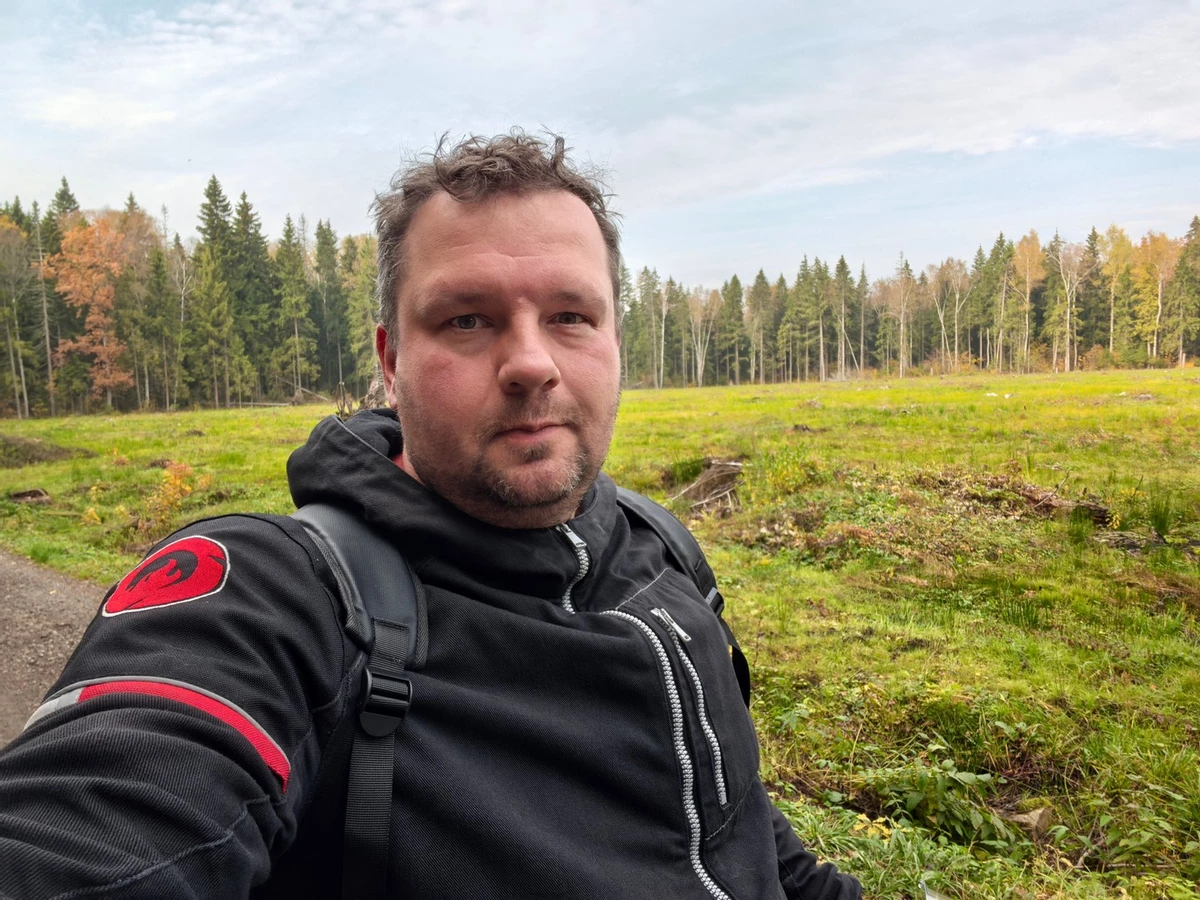 Обзор HUAWEI Pura 80 Ultra — флагман для тех, кто снимает жизнь