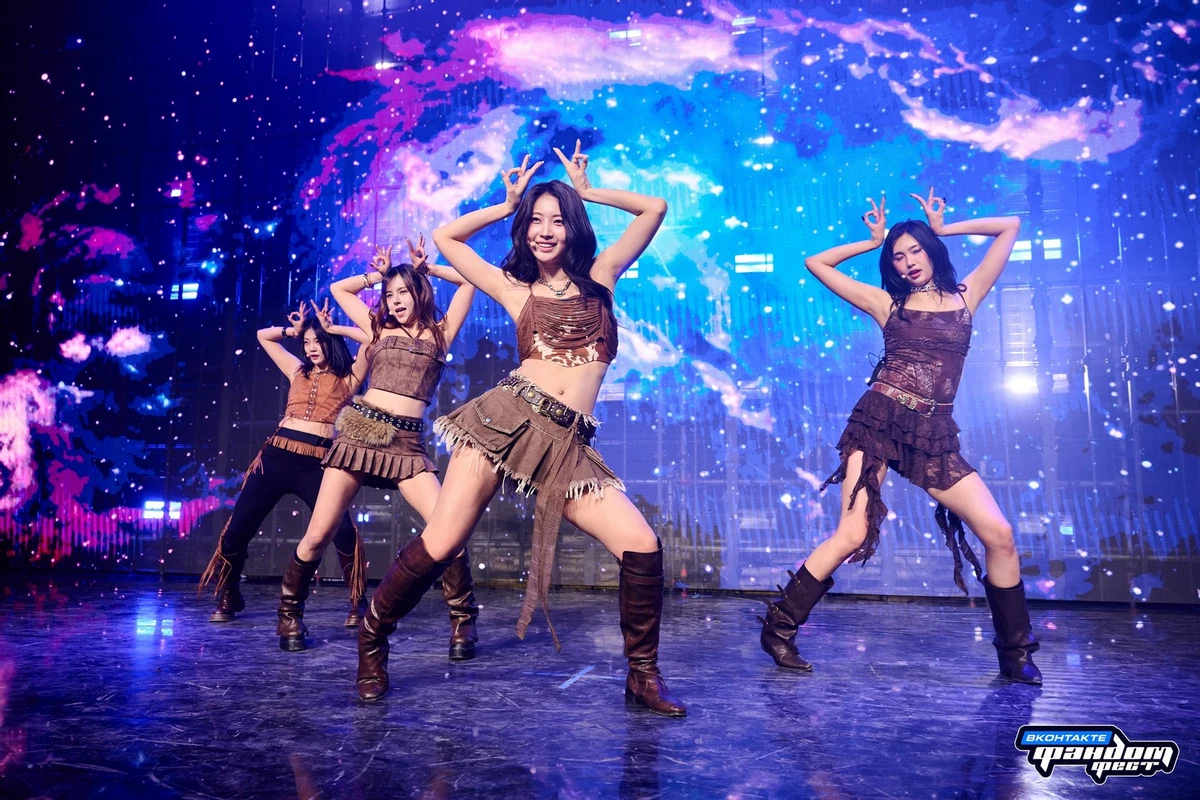 Фандом Фест ВКонтакте собрал 15 тысяч поклонников поп-культуры Фандом Фест ВКонтакте собрал 15 тысяч поклонников поп-культуры