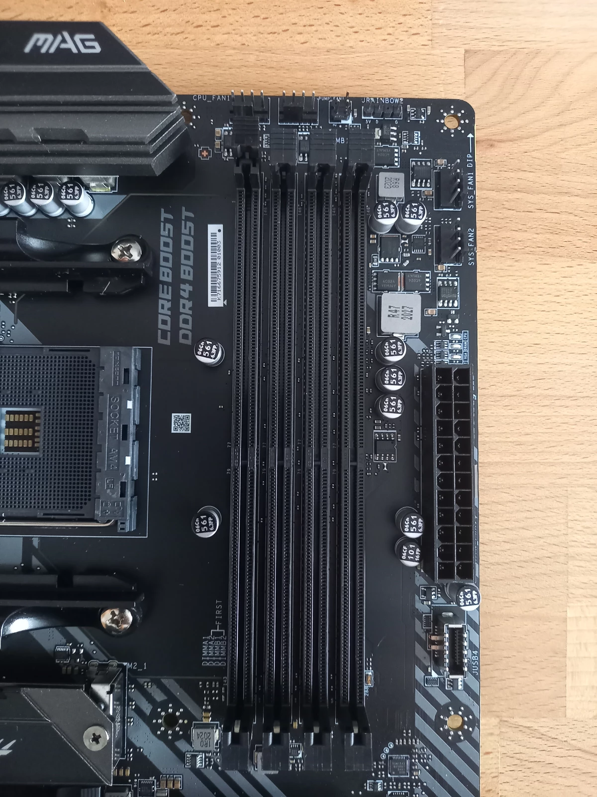 Обзор материнской платы MSI MAG B550 Tomahawk Обзор материнской платы MSI MAG B550 Tomahawk