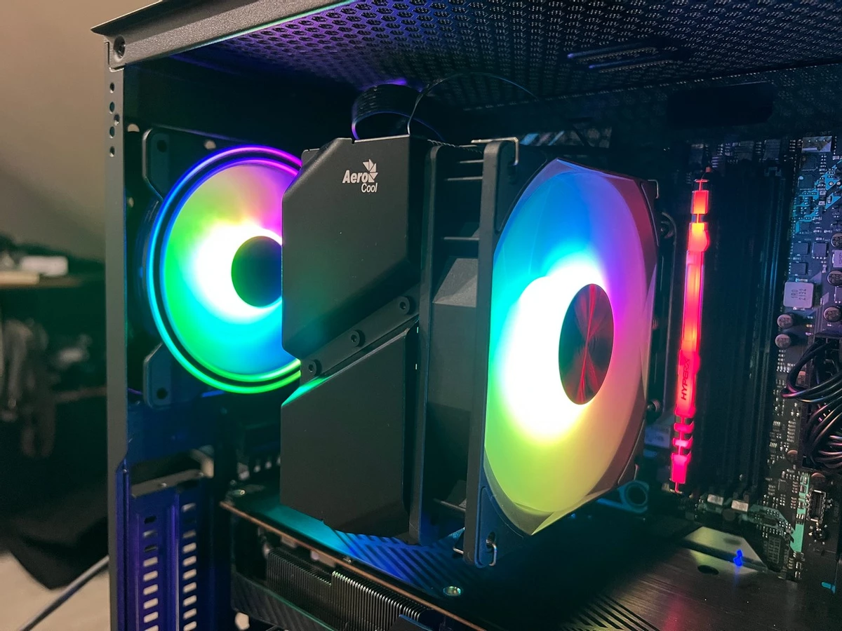 Обзор: блок питания Mirage Gold 750W с системой воздушного охлаждения Rime 4 от AeroCool Обзор: блок питания Mirage Gold 750W с системой воздушного охлаждения Rime 4 от AeroCool