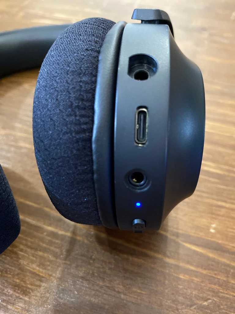 Обзор беспроводной игровой гарнитуры Razer Barracuda X — дешево и универсально Обзор беспроводной игровой гарнитуры Razer Barracuda X — дешево и универсально