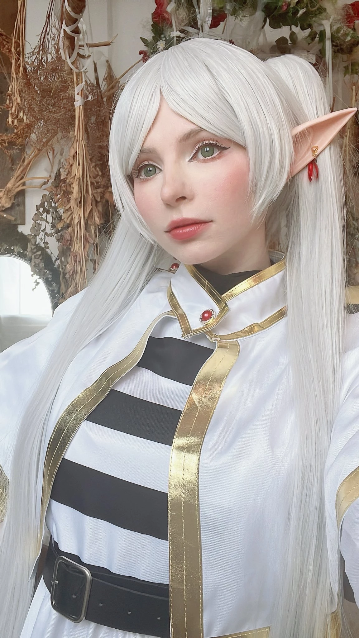 Душевный косплей на Фрирен от PeachMilky Душевный косплей на Фрирен от PeachMilky