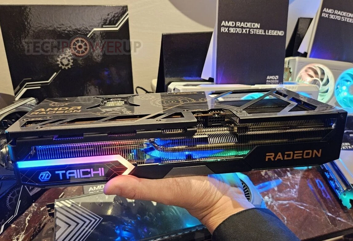 Разъем питания 16-pin 12V-2×6 все же добрался до AMD — ASRock представила видеокарту с таким питанием Разъем питания 16-pin 12V-2×6 все же добрался до AMD — ASRock представила видеокарту с таким питанием