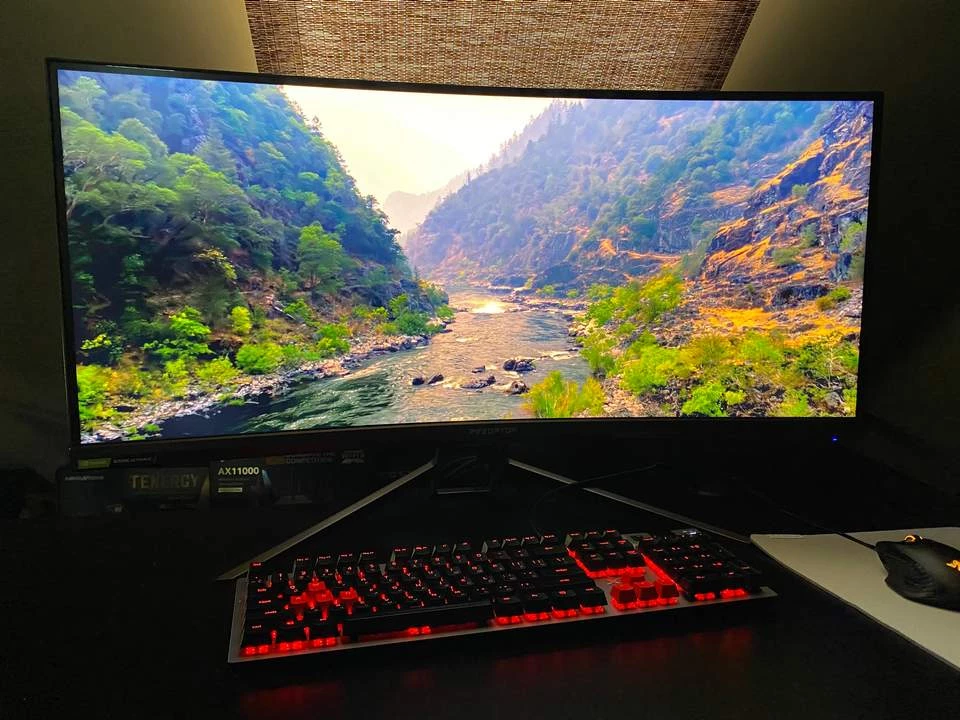 Обзор игрового монитора Acer Predator X35 Обзор игрового монитора Acer Predator X35