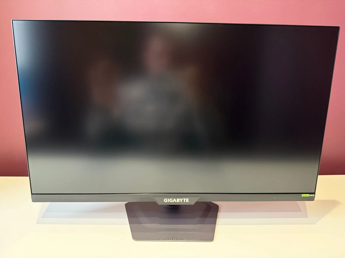 Обзор Gigabyte M27UP — универсальный монитор с двумя режимами и встроенным KVM