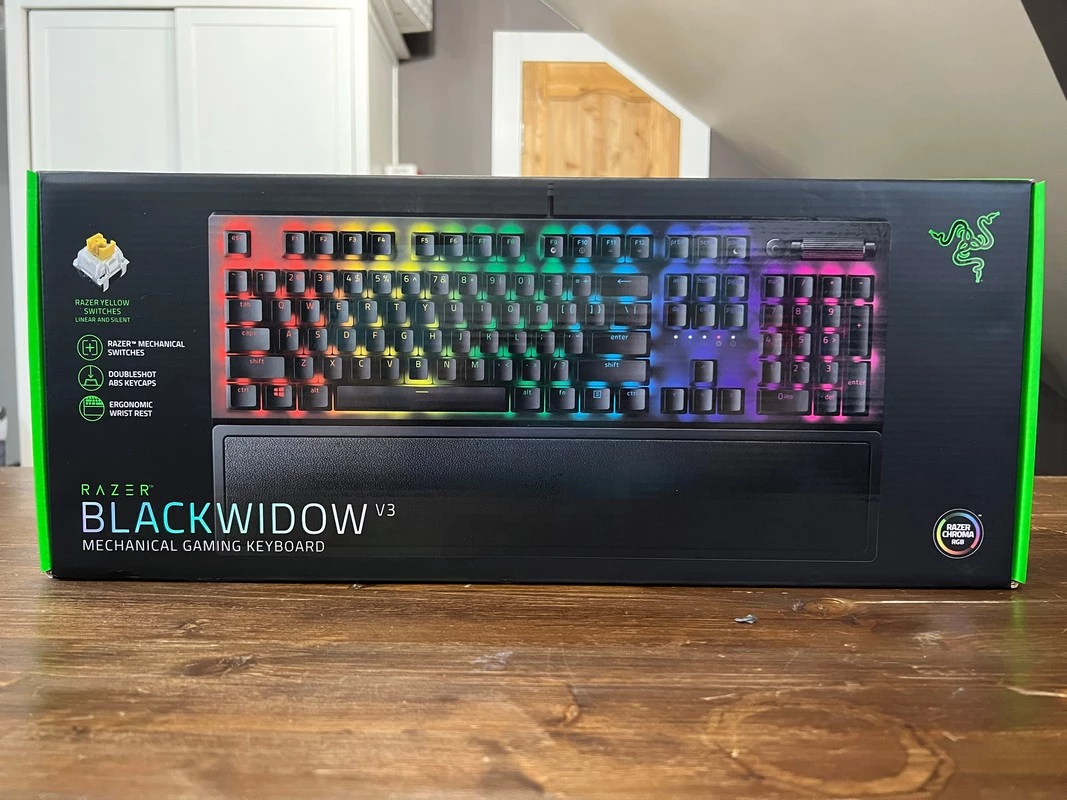 Обзор игровой клавиатуры Razer BlackWidow V3 (Yellow Switch) Обзор игровой клавиатуры Razer BlackWidow V3 (Yellow Switch)