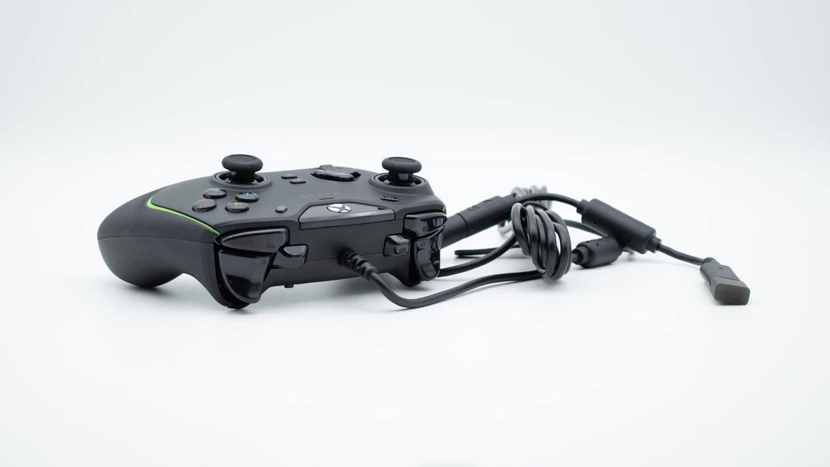 Обзор геймпада Razer Wolverine V2 для Xbox и PC Обзор геймпада Razer Wolverine V2 для Xbox и PC