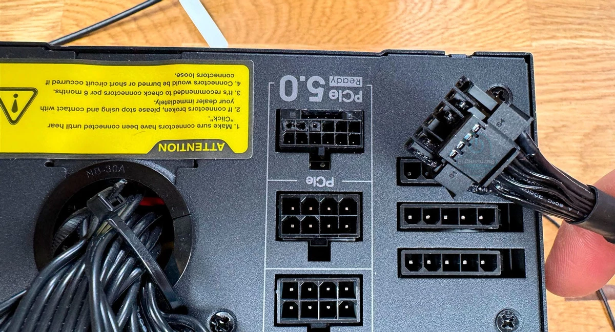 Не опять, а снова — коннекторы на RTX 5090 FE плавятся, а ведь это безопасные 12V-2X6 Не опять, а снова — коннекторы на RTX 5090 FE плавятся, а ведь это безопасные 12V-2X6
