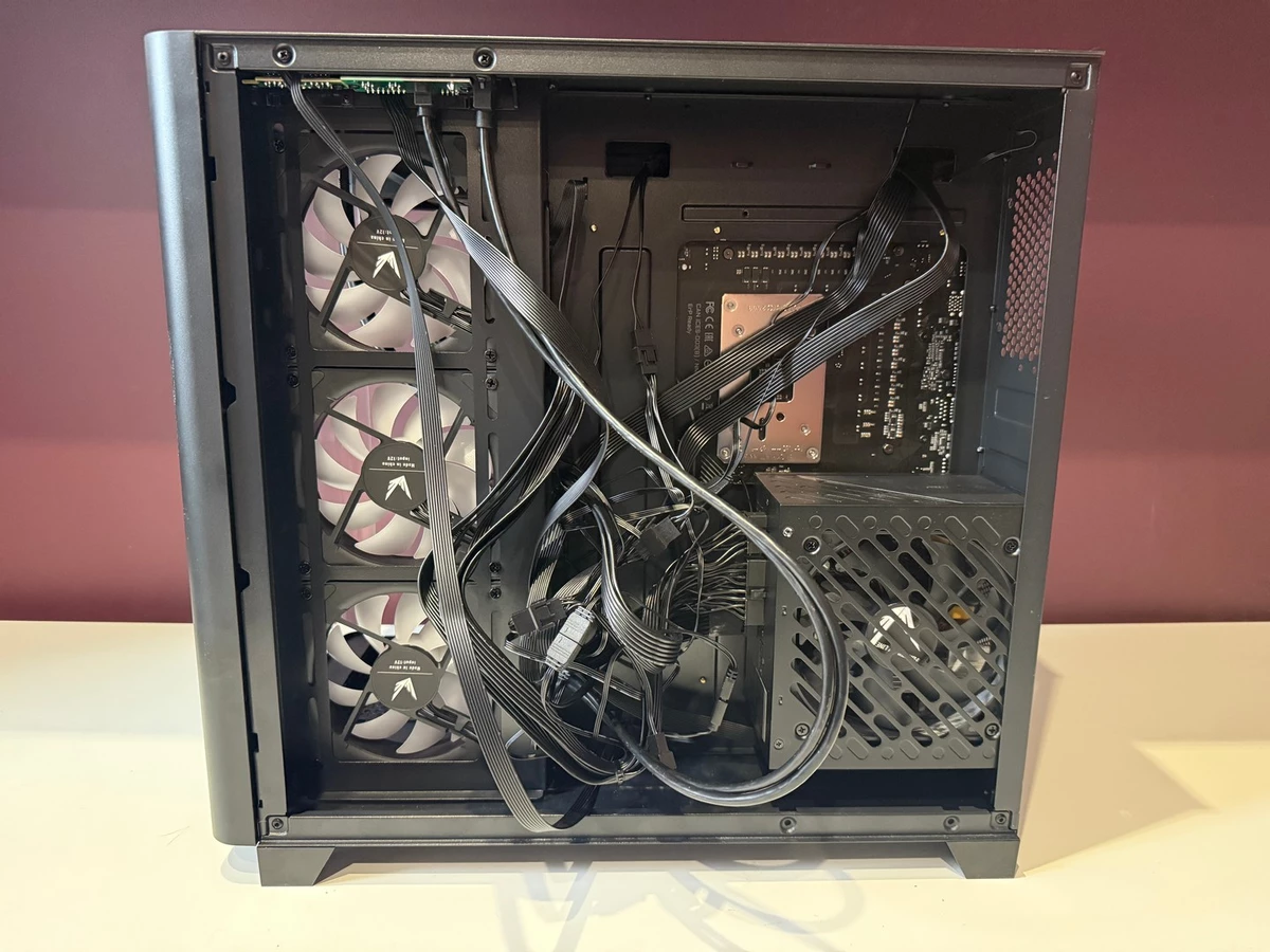 Собираем ПК с Formula Crystal U2 + Блок питания 1000W Formula FV-1000GM + Formula Oasis L360 Собираем ПК с Formula Crystal U2 + Блок питания 1000W Formula FV-1000GM + Formula Oasis L360