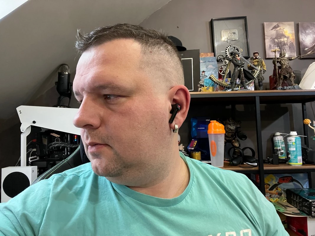 Обзор Razer Hammerhead True Wireless (2021) Обзор Razer Hammerhead True Wireless (2021)