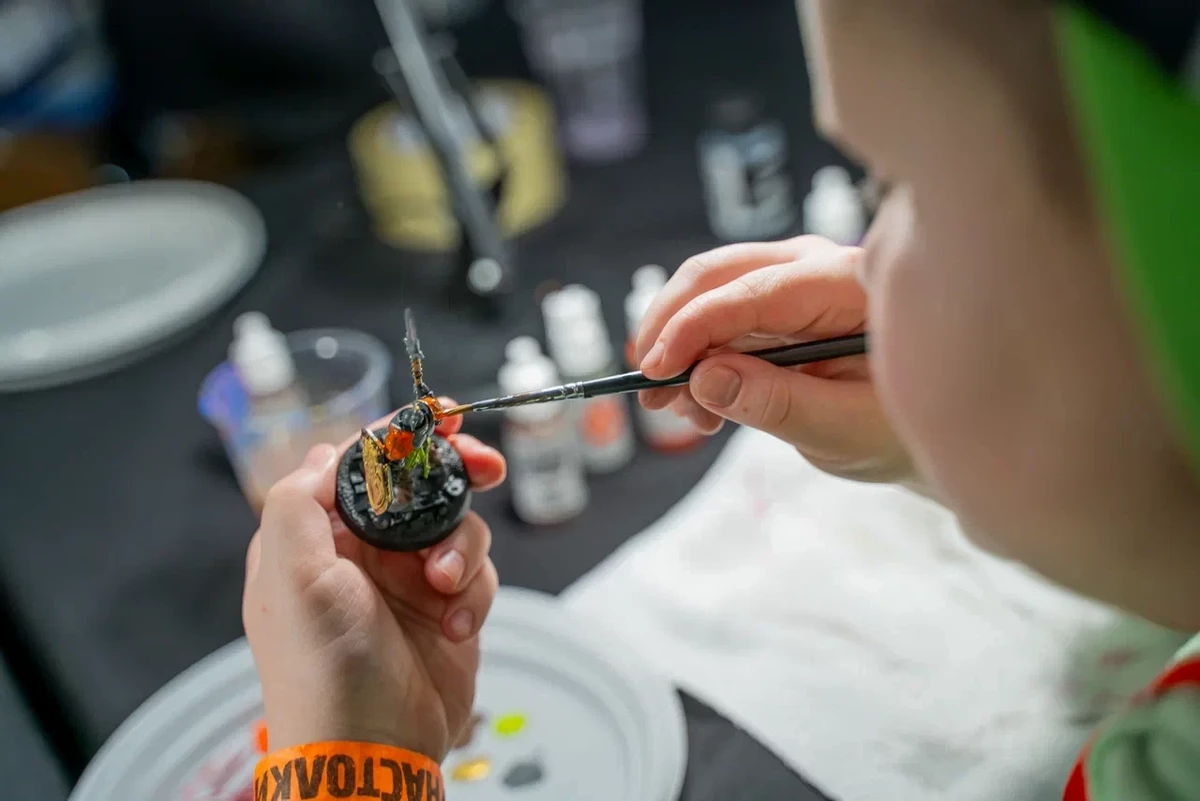 Во что поиграть с семьей на Новый год? Отличная подборка настольных игр для всех Во что поиграть с семьей на Новый год? Отличная подборка настольных игр для всех