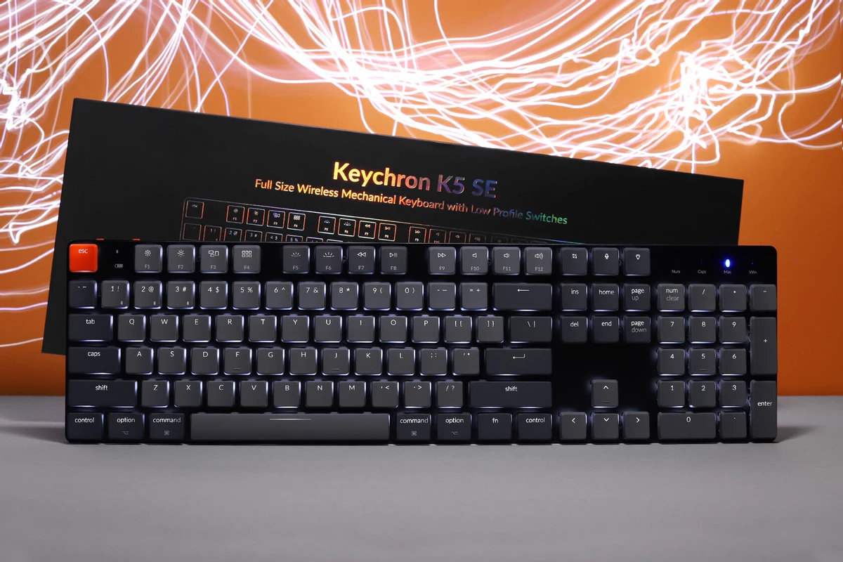 Обзор Keychron K5SE - лучшая беспроводная механическая ультратонкая клавиатура Обзор Keychron K5SE - лучшая беспроводная механическая ультратонкая клавиатура
