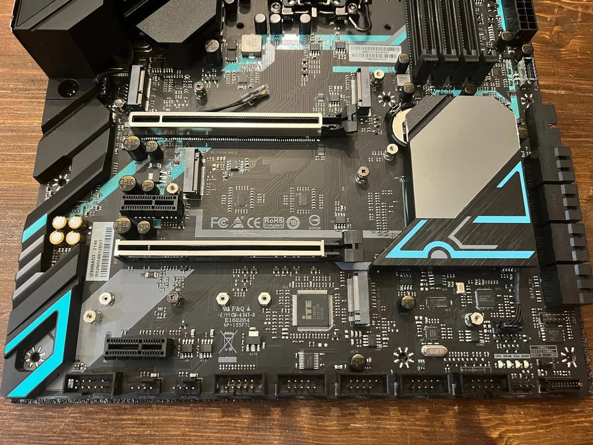 Обзор материнской платы Biostar Z690GTA Обзор материнской платы Biostar Z690GTA