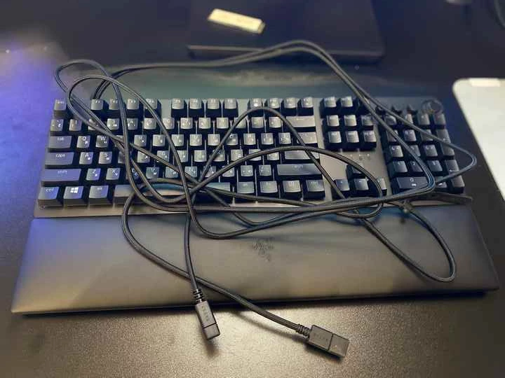 Обзор флагманской игровой клавиатуры Razer Huntsman V2 Analog — ультимативная игровая клавиатура Обзор флагманской игровой клавиатуры Razer Huntsman V2 Analog — ультимативная игровая клавиатура
