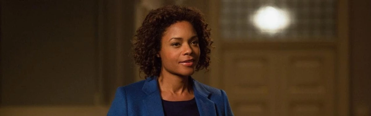 Мало нового 007? Идет обсуждение спин-оффа о мисс Манипенни Мало нового 007? Идет обсуждение спин-оффа о мисс Манипенни