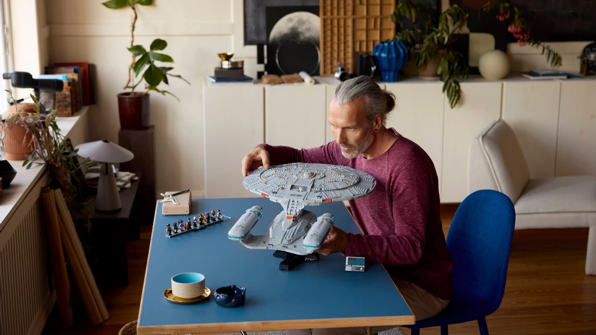 LEGO представила «Энтерпрайз» Пикара: 3600 деталей за $399,99 с 28 ноября