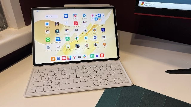 Обзор HUAWEI MatePad 12 X — отличный экран и звук как в кинотеатре