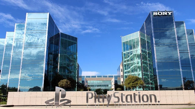 "Не консоли, а игроки" — "новая" стратегия Sony вызвала лишь насмешки в Сети, в том числе у бывшего главы PlayStation Studios  