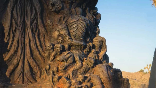 Инсайдеры спорят: какую игру тизерит статуя в пустыне Мохаве перед The Game Awards?