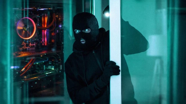 «Золотое» железо — в Южной Корее вор обчистил дизайнерское бюро, забрав только память DDR5