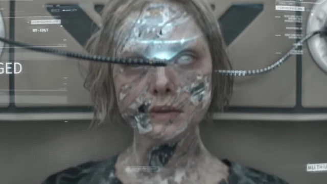 Няшку Эль Фаннинг чинят в отрывке из фильма «Хищник: Планета смерти»