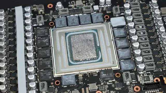 ASUS ROG Matrix RTX 5090 получила апгрейд для лучшей безопасности и долговечности