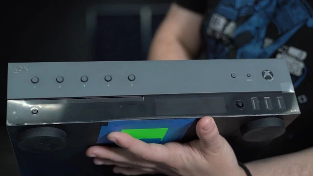Microsoft подняла цену даже на девкиты Xbox для разработчиков игр на их консоли