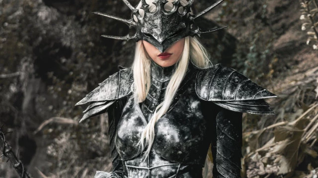 Создатель Lords of the Fallen 2 продолжает свою борьбу против повесточных зомби, доказывая позицию шикарным косплеем