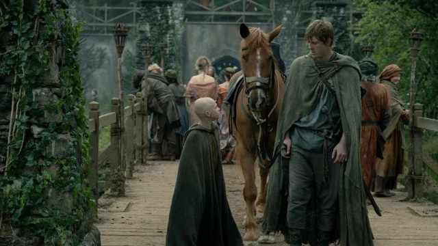 Копрофилы очень довольны: первый сезон «Рыцаря Семи Королевств» поставили выше «Игры Престолов» и «Дома Дракона» 