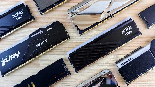 Американцы занимаются любимым делом: воруют в магазинах DDR-память прямо из витринных сборок ПК