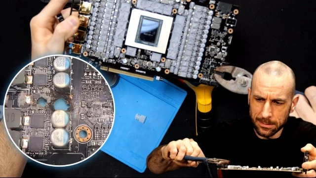 Эксперимент, очевидно, не удался — RTX 5090 "умерла" спустя несколько дней после припайки второго разъема питания