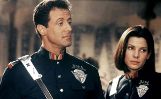 Сильвестр Сталлоне анонсировал сиквел «Разрушителя» 1993 года, над которым работает сейчас с Warner Bros.