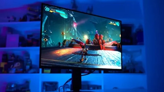 HWU продолжают намеренно "убивать" QD-OLED монитор — уже 5000 часов "неправильной" работы