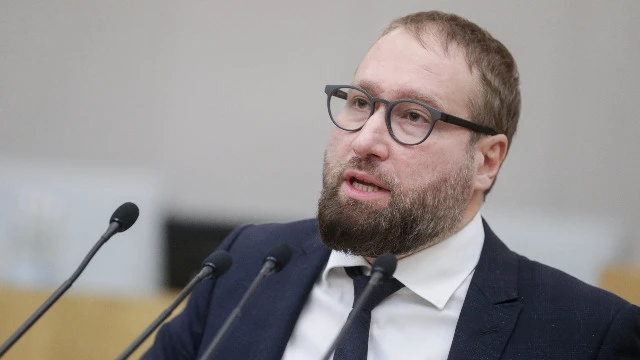 Изрядно утомивший российских геймеров депутат Горелкин вновь призывает отказаться от почты Gmail