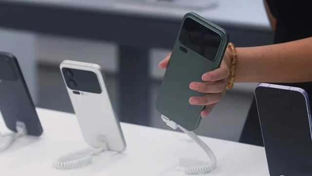 Китайцы предупредили российские магазины о подорожании смартфонов на 30%