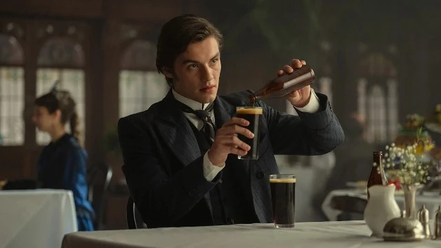 Историческая драма о знаменитой династии пивоваров “Дом Гиннесса” уже доступна для просмотра