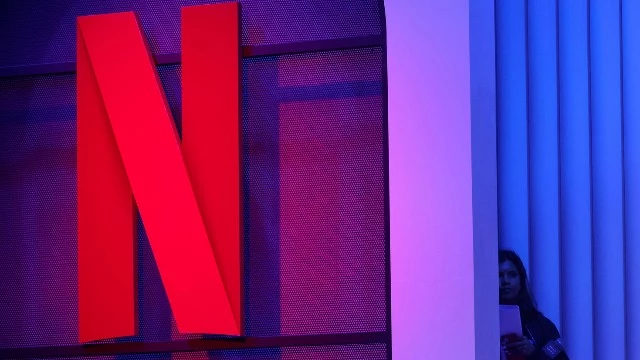 К черту акции: Netflix купит Warner Bros. полностью за доллары, акционеры проголосуют к апрелю