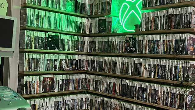 Всех их вместе собрал: фанат Xbox 360 купил все игры консоли на дисках
