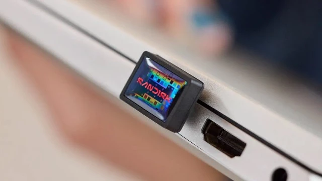 SanDisk Extreme Fit USB-C — 1 ТБ в трех граммах накопителя